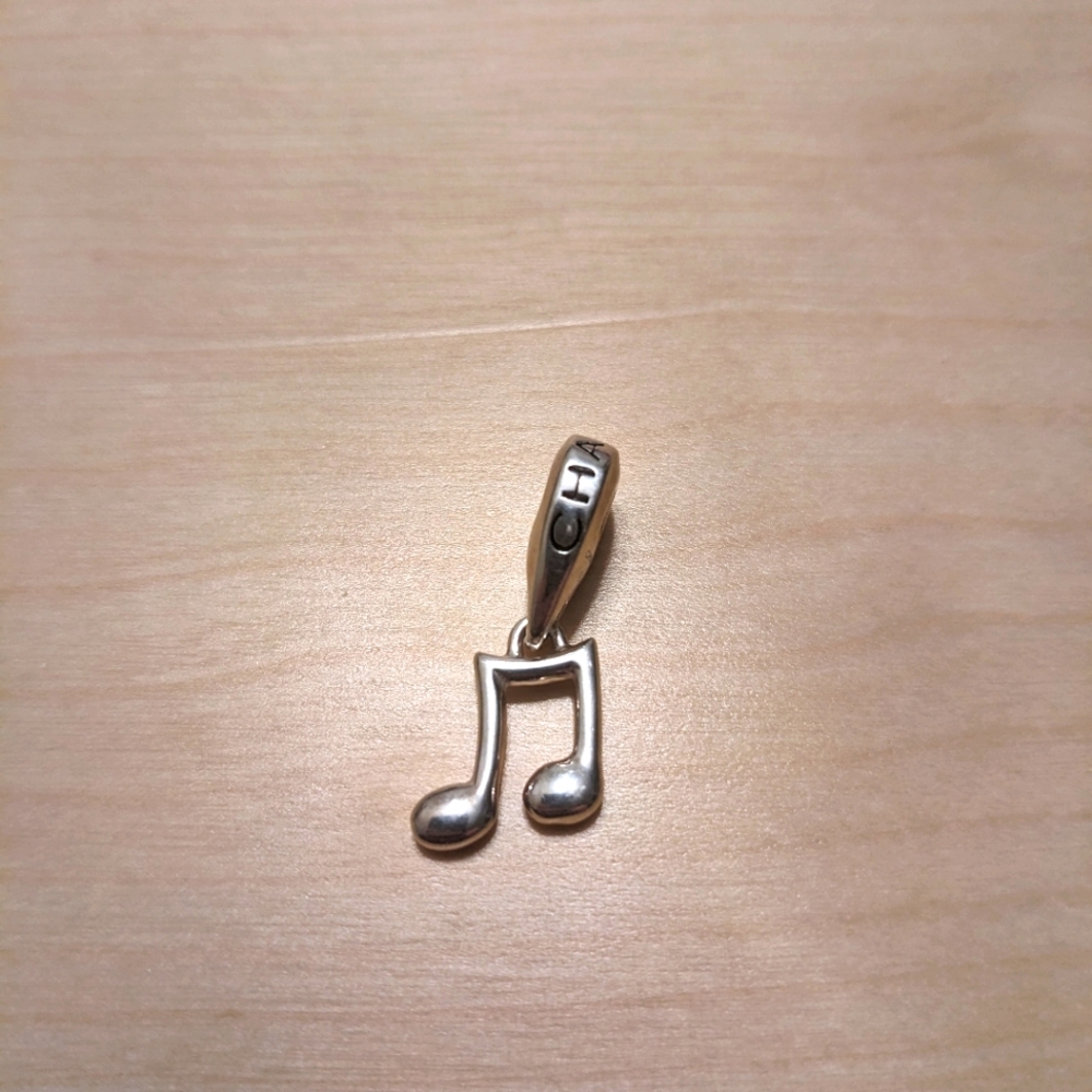 Chamilia music note charm